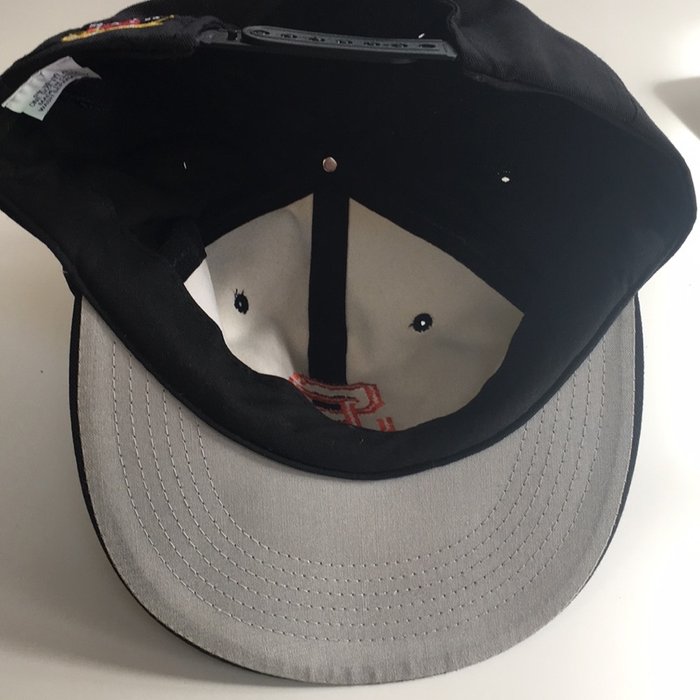 SF Giants Adjustable Ball Cap - Picture 6 of 8